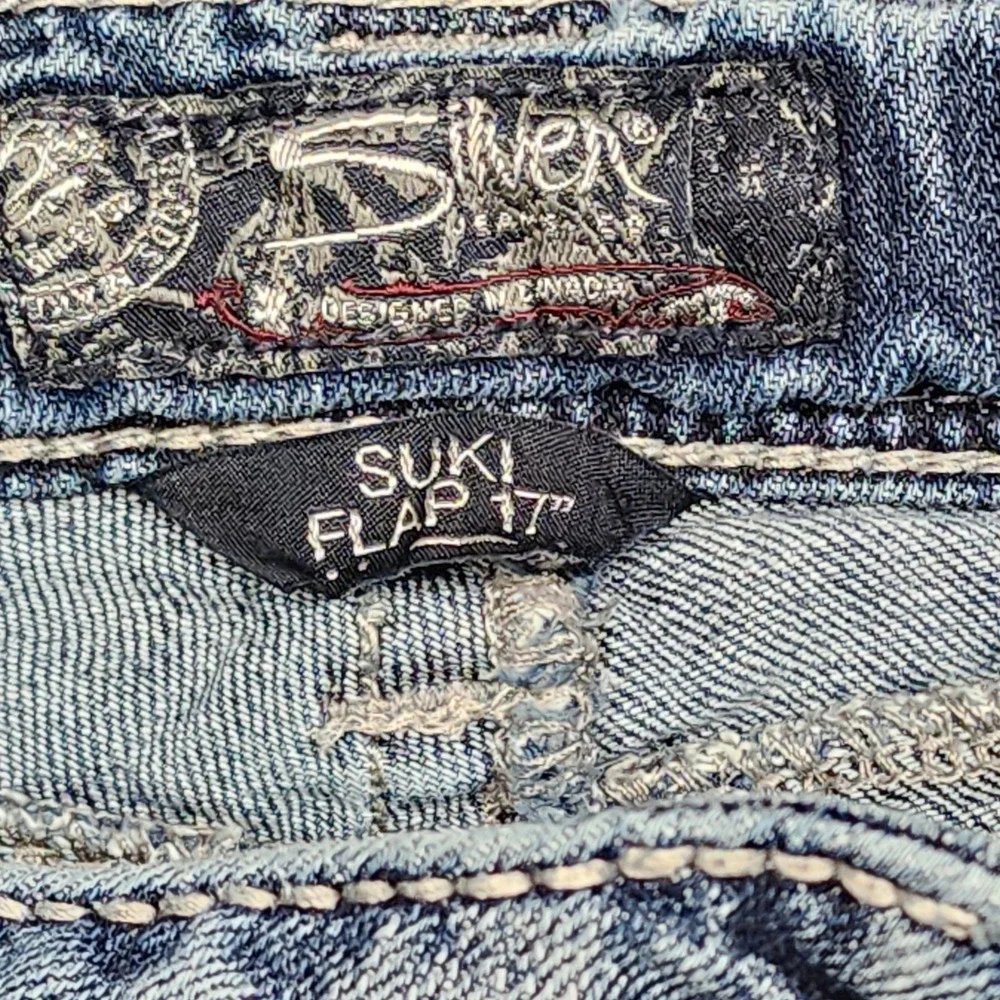 Silver Jeans Suki Flap Jeans Women 27 Blue Distressed Mid Rise Bootcut Denim